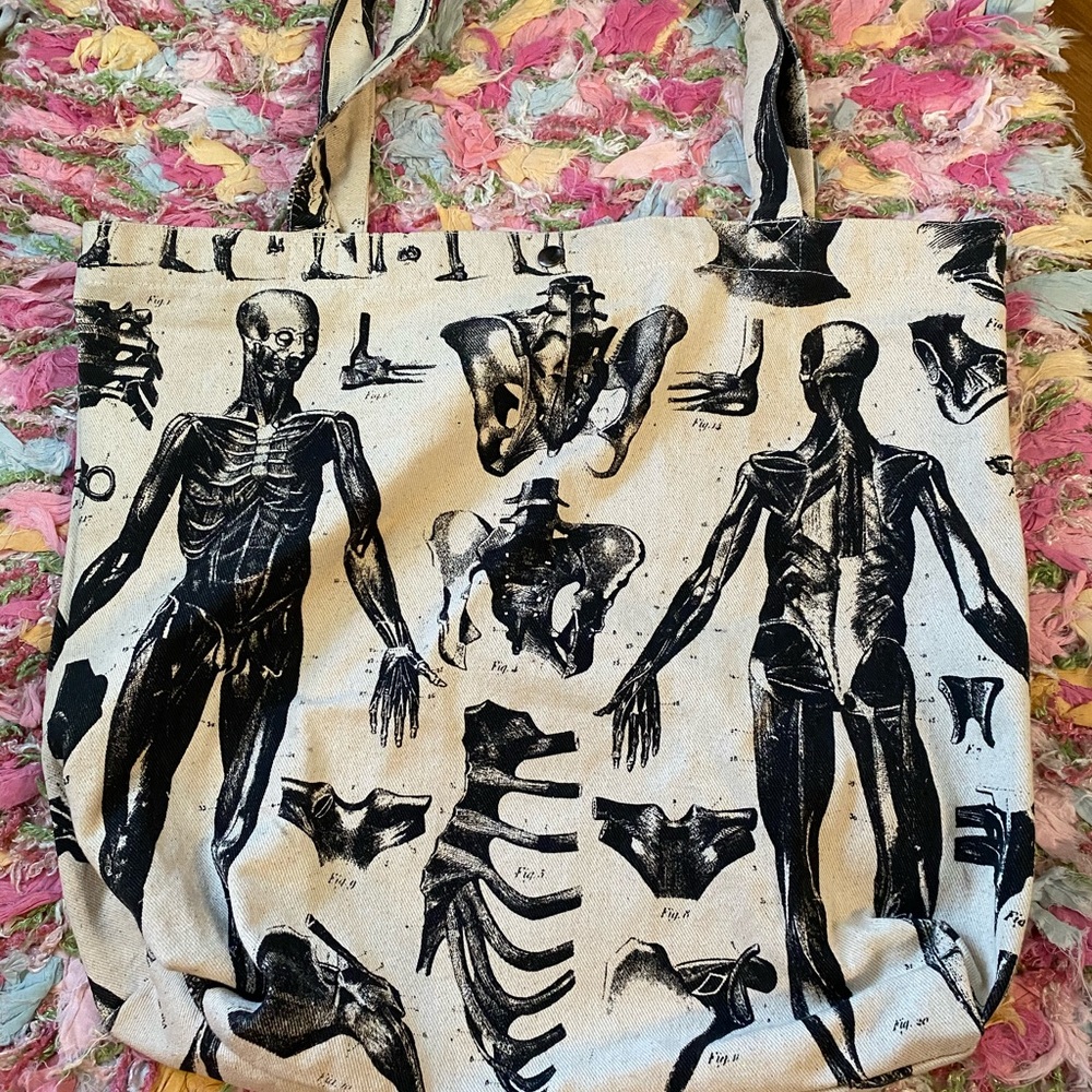 Oversized anatomy tote/shopper bag 💀